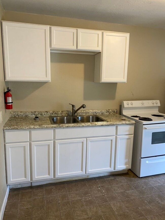 Photo - $99 move in today! Large 1/1-Pet friendly