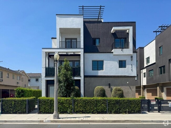 Building Photo - 519 W Newby Ave Rental