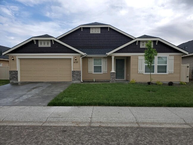 Building Photo - 637 E Warrior Basin St Rental