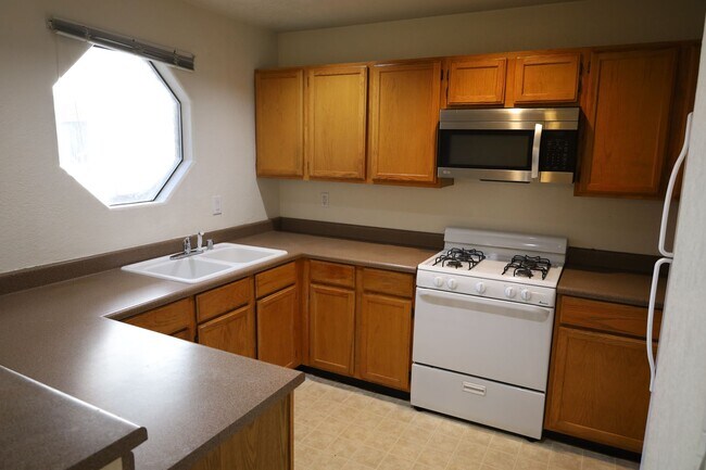 Photo - 2 Bedroom 1 Bathroom Centrally Located 1st Floor Condo in Gated Community!