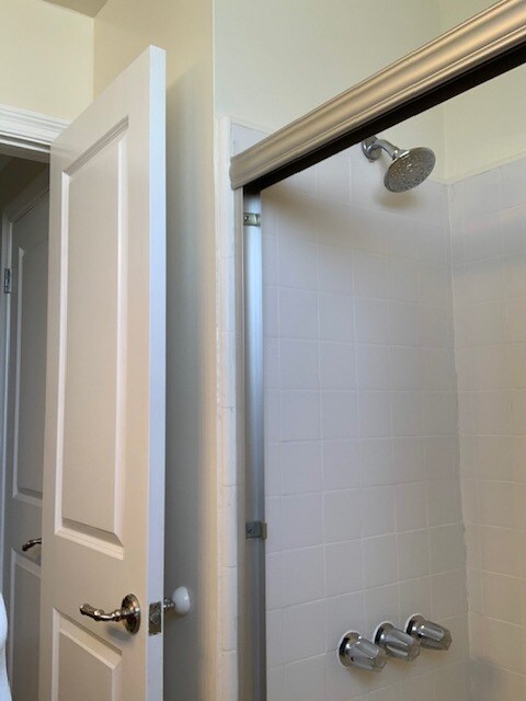 Photo - 1259 Ardmore N Ave Unit 207