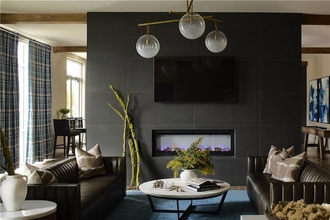 Photo - 1809 Appaloosa Ln NE