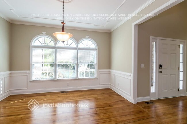 Photo - 3864 Lost Oak Dr NE