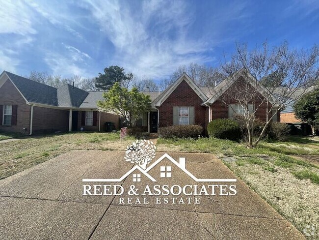 Building Photo - Charming Cordova Townhome!