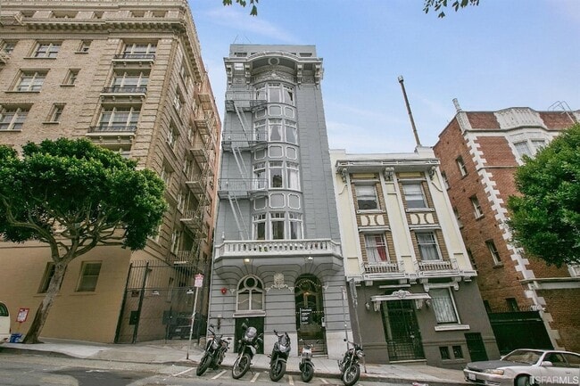 Building Photo - 630 Leavenworth St Unit 5
