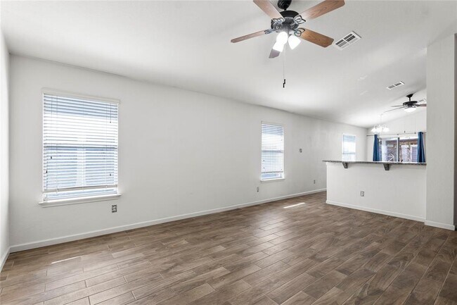 Photo - 13516 Theodore Roosevelt St