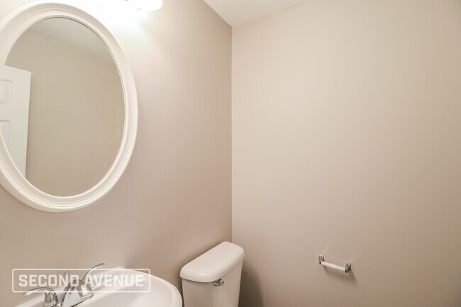 Photo - 5219 Hanover St