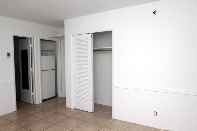 Photo - 728 SE 19th Ave Unit 3