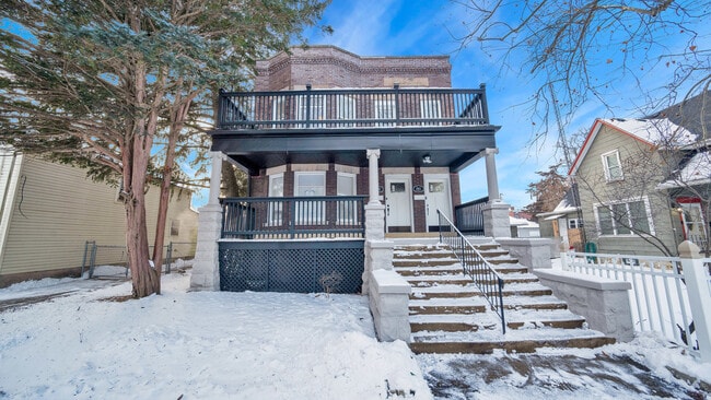 Building Photo - 319 N Hickory St Unit 319