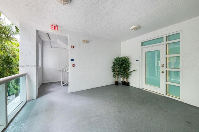 Photo - 7918 Harbor Island Dr