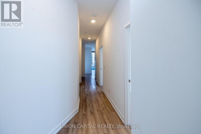 Photo - 135 E Liberty St Unit 715