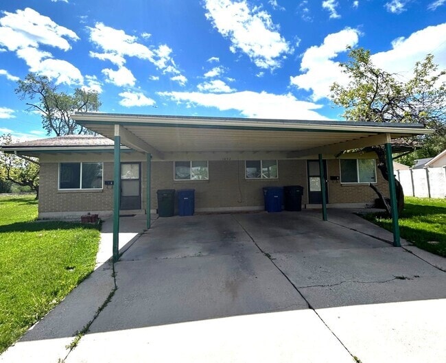 Building Photo - 38923060 - W, G. Unit #1 Rental