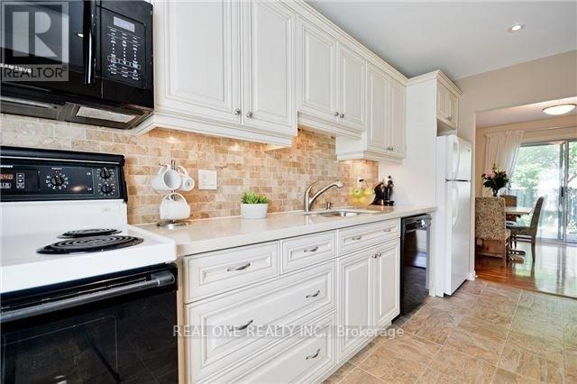 Photo - 19 Liszt Gate