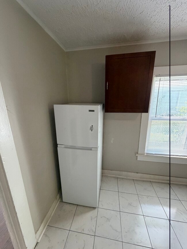 Photo - 209 Birch St