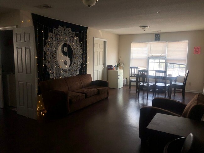 Photo - 3300 11th Ave Unidad 632