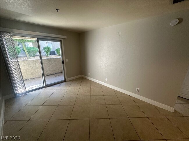 4200 S Valley View Blvd Unit 1051
