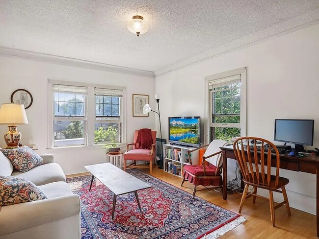 Photo - 2512 33rd Ave S Unidad 3