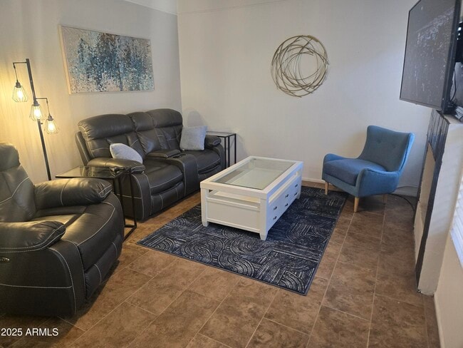 Photo - 6409 S Kenneth Pl Townhome