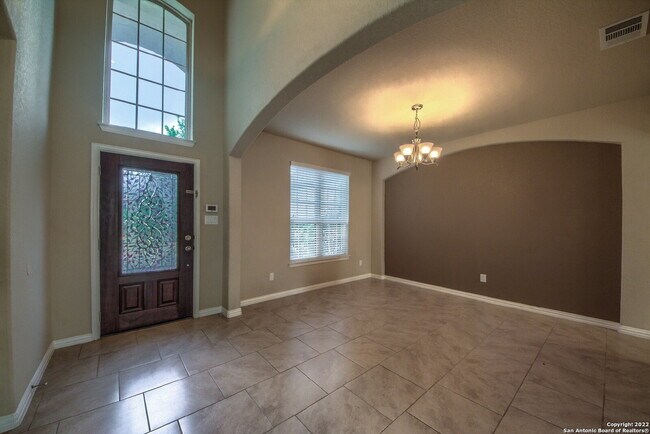NOW OFFERING 50% OFF 1ST MONTH'S RENT!