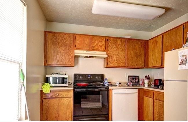 Photo - Charleswood Condo Apartments