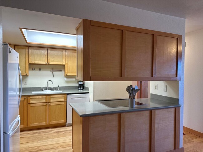 Photo - 1201 Denali St