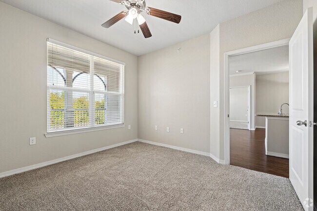 B3 2BR, 2.5BA - 1,148SF -Second Bedroom