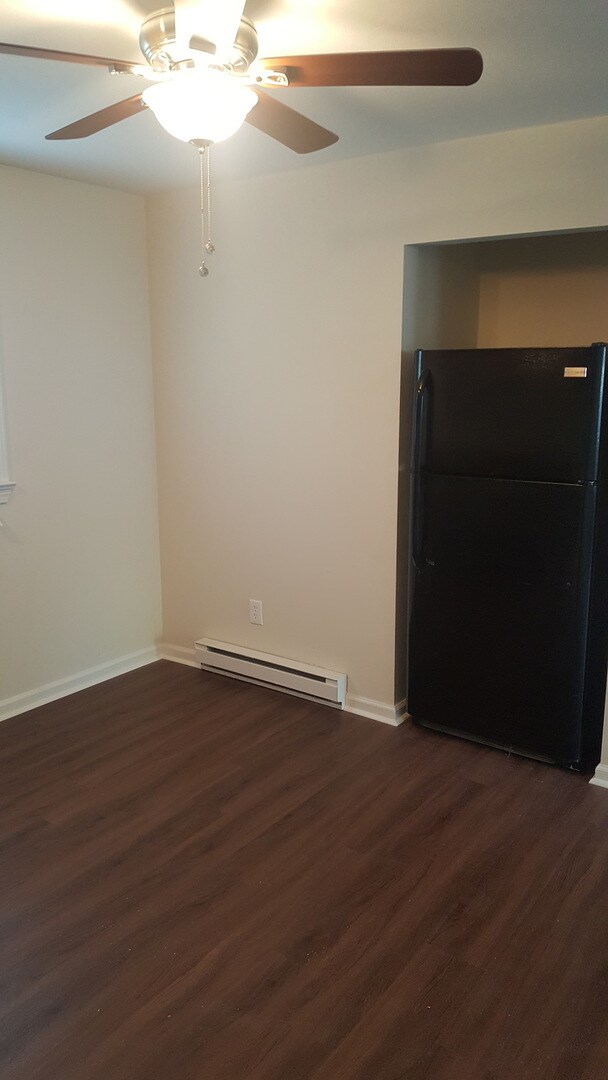 Photo - 8919 London St Unit B