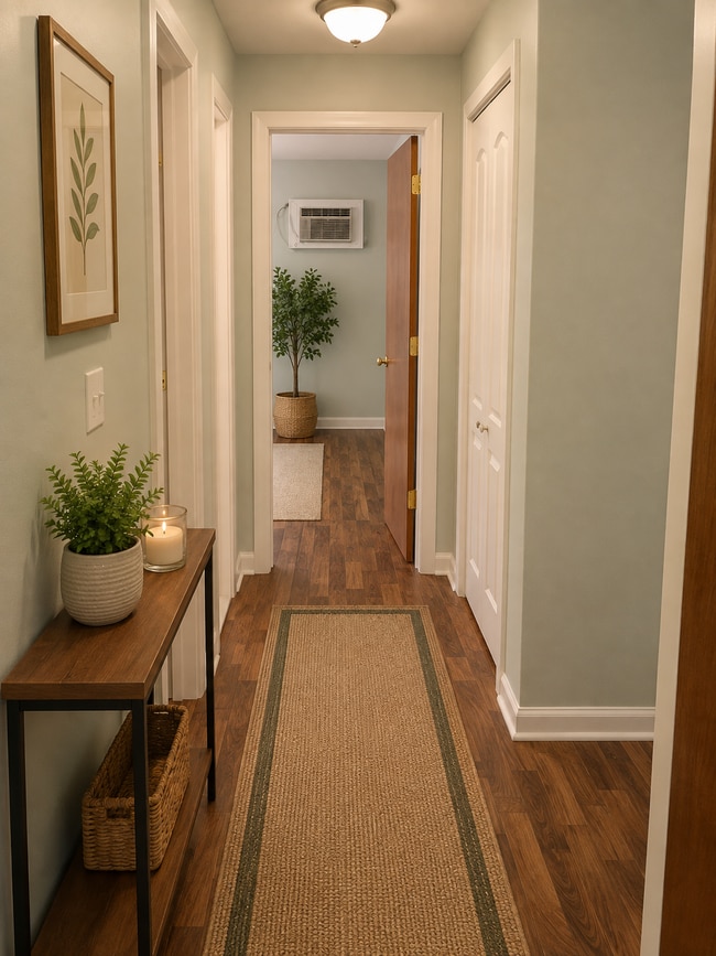 Hallway between bedrooms - 1147 Miller Ln Unit 201