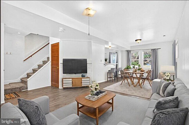 Photo - 1118 Sterling Ave