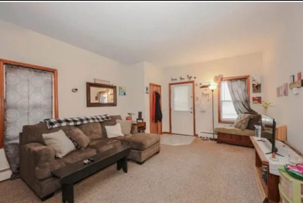 Photo - 15 Pleasant St