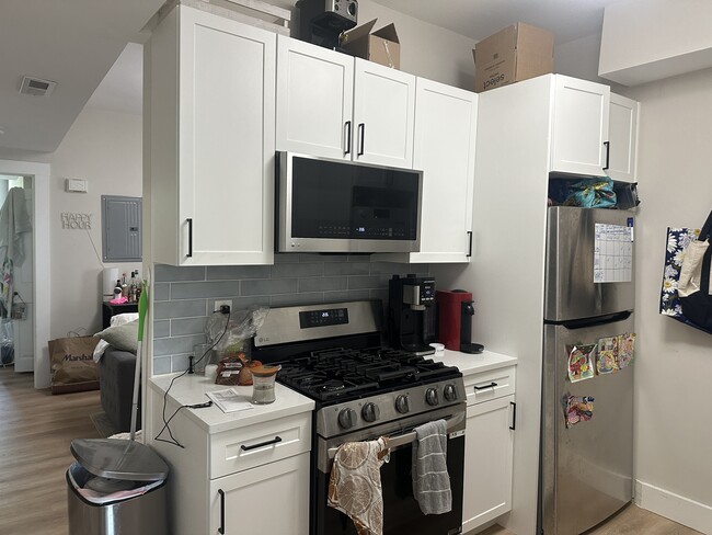 Photo - 17 M St Unit 2