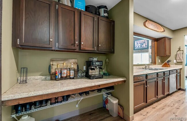 Photo - 28 Woodstock Rd