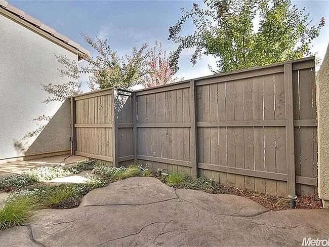 Photo - 9035 Crescenda Ln