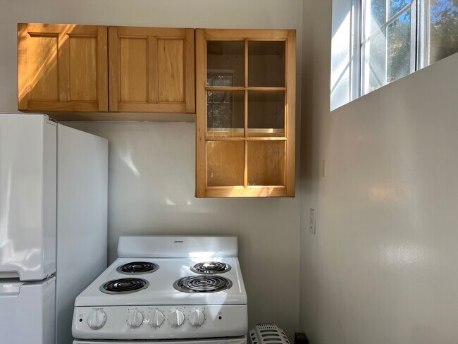 Photo - 1262 N Topanga Canyon Blvd