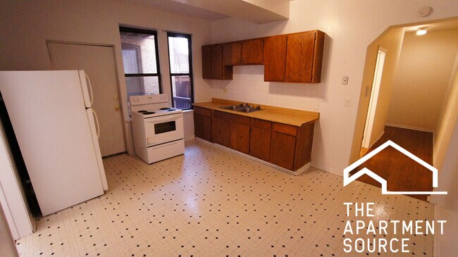 Building Photo - 3149 W Medill Ave Unit 2 Rental