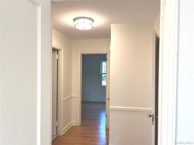 Photo - 14 Willow Bend