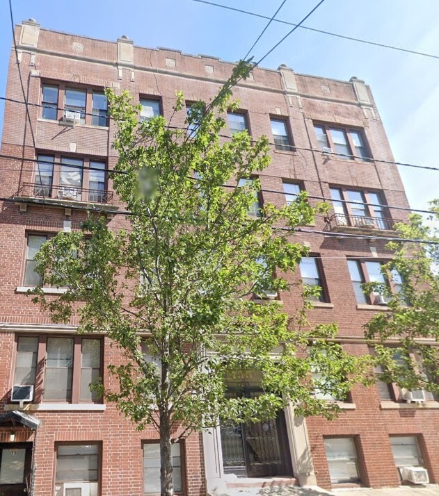 Photo - Gregg Parkview Apartments