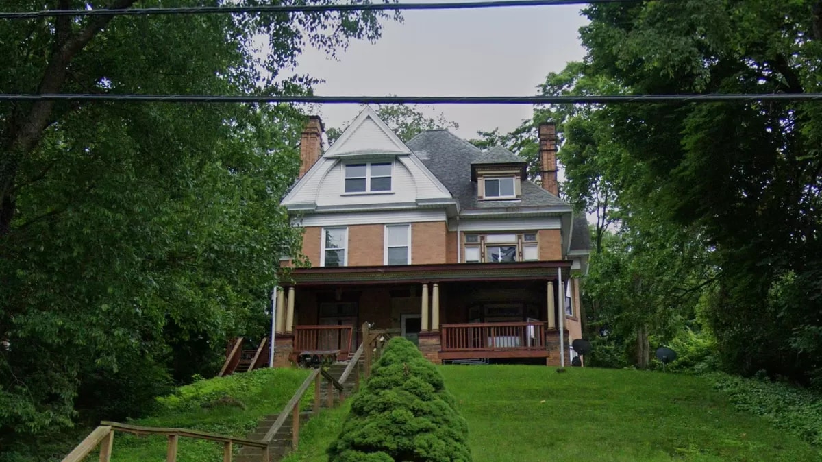 Photo - 1749 Crafton Blvd (Pittsburgh, PA)