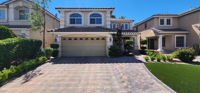 Stunning 2 Story in Royal Highlands - Stunning 2 Story in Royal Highlands House