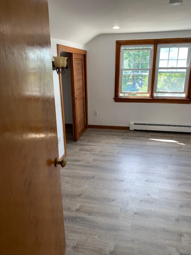 Photo - 139 Pratt Rd Unit #3