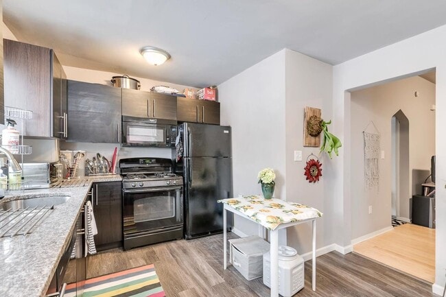 Photo - 6731 Hamilton Ave Unit 1