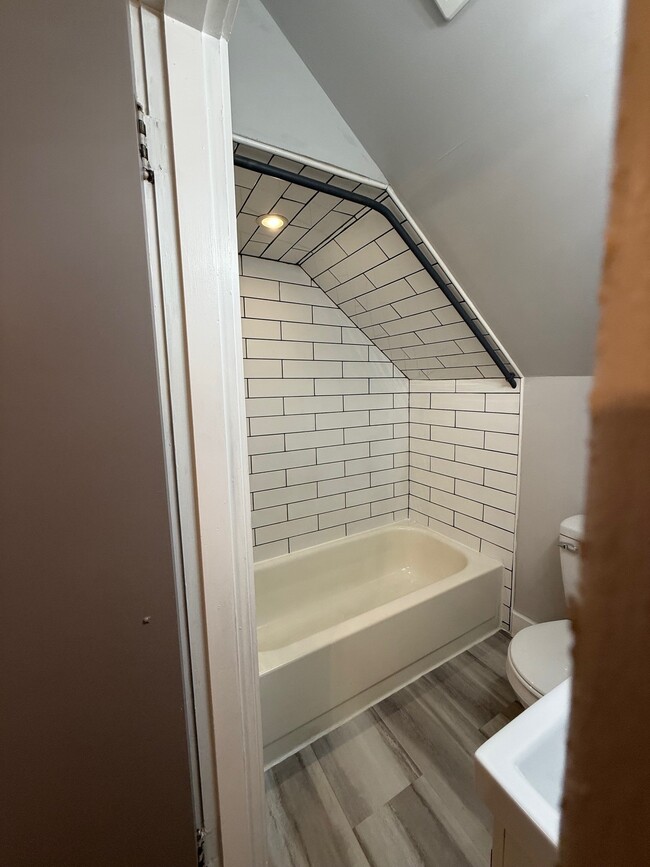 Photo - 1117 N B St Unit 1117 N B Street #2