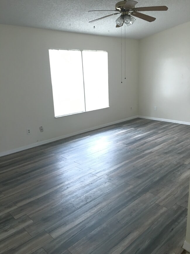 Photo - 1000 Pope St NW