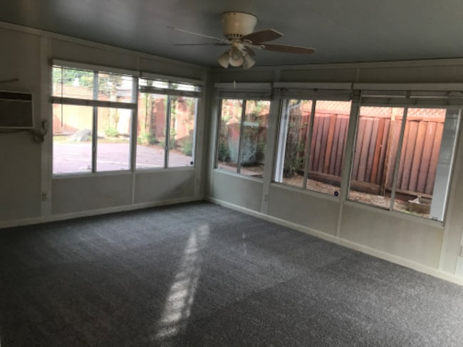 Photo - 1560 McDermott Dr