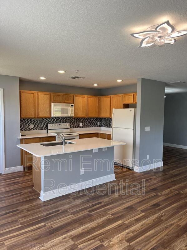 Photo - 13500 Applerose Ln