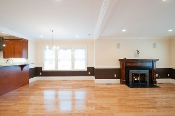 Photo - 379 Belmont St