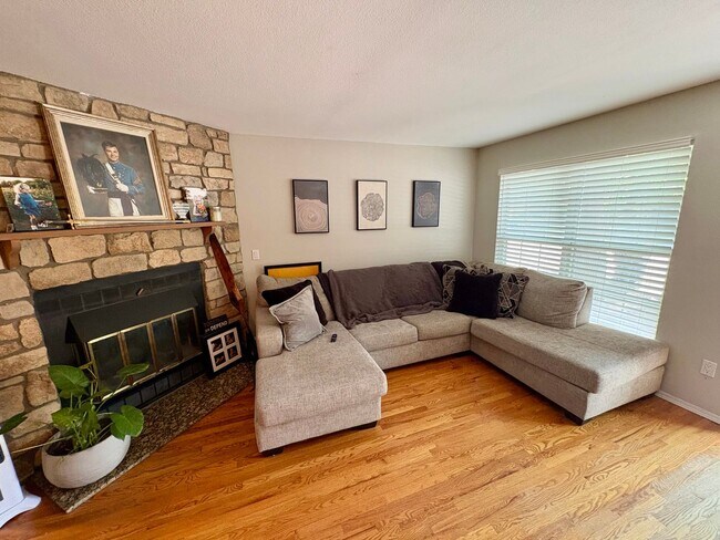 Photo - 3 bed, 2.5 bath Centennial Townhome