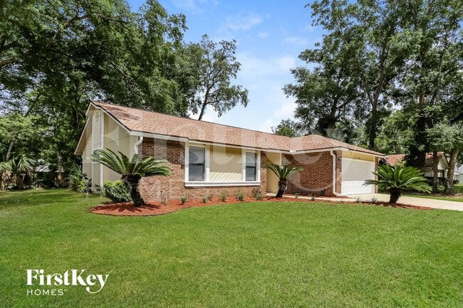 Photo - 1645 Ponderosa Pine Dr E