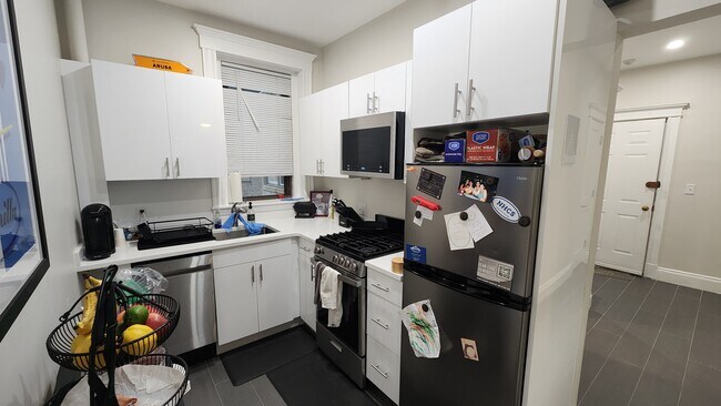 Photo - 27 Orkney Rd Unit 4-1