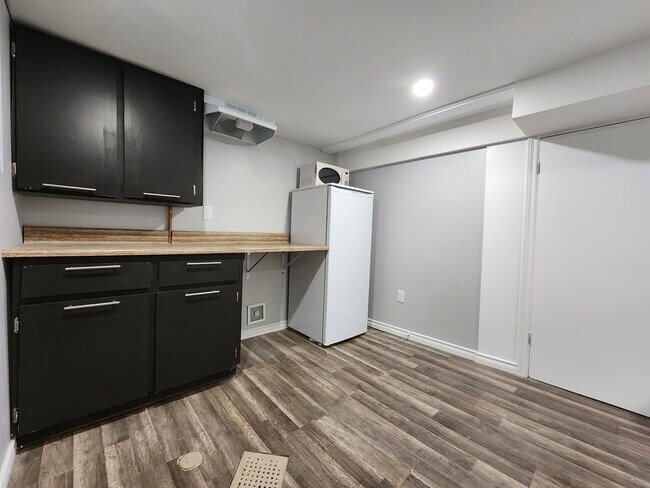 Photo - 329 Randolph Ave Unité Room 0-2